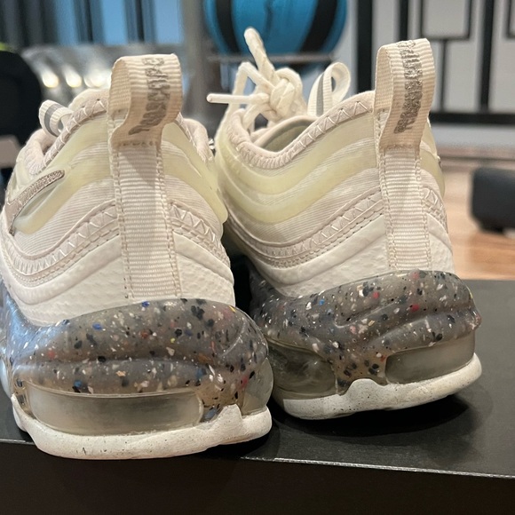 Nike Jordan Max Aura 3 Youth size 6Y - Picture 7 of 7